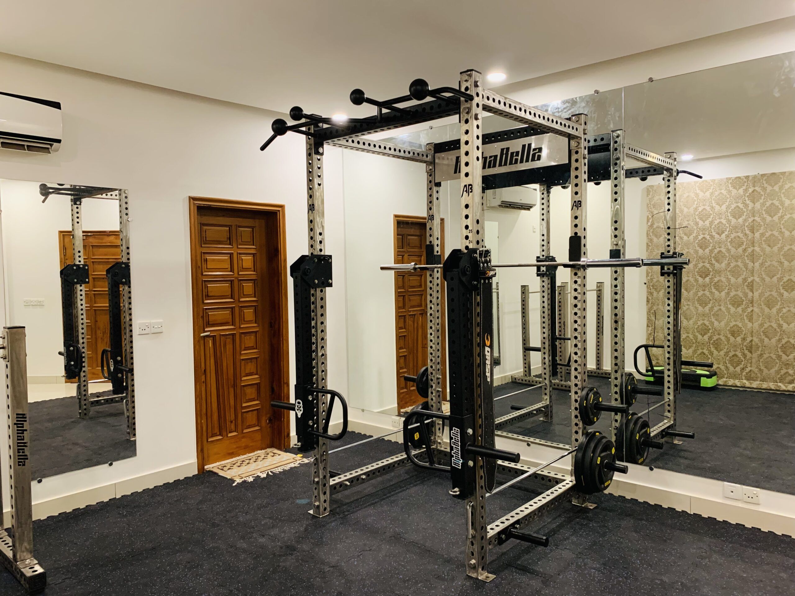 012405ED-4F57-4546-B784-1CEC2B8AFF12